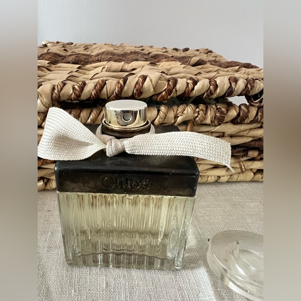 99% full Eau de Chloe Spray Toilette 2.5 oz FULL SIZE